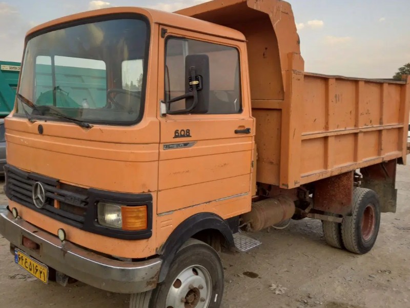 راننده خاور کمپرسی